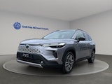 First vehicle image