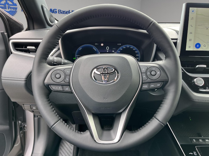 Vehicle image TOYOTA COROLLA CROSS