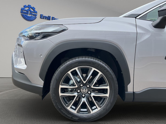 Vehicle image TOYOTA COROLLA CROSS