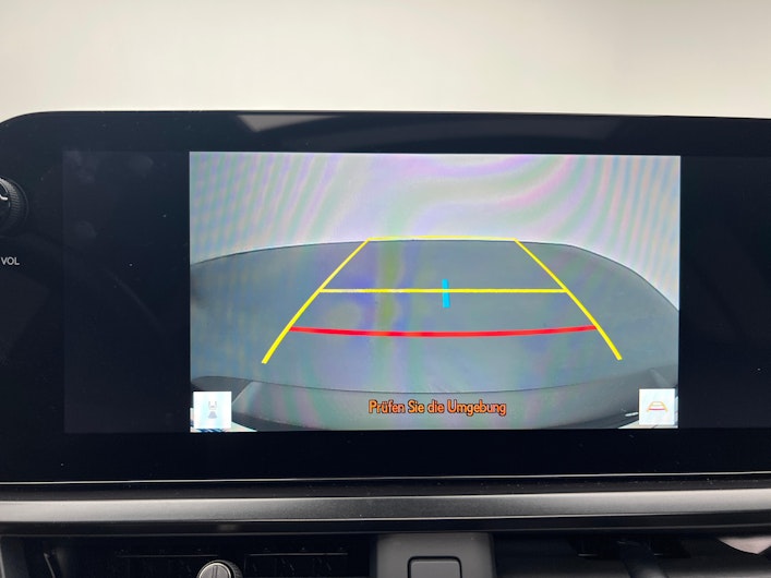 Vehicle image LEXUS UX