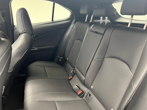 Vehicle image LEXUS UX 250h F-Line