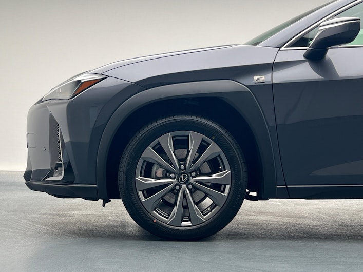 Vehicle image LEXUS UX