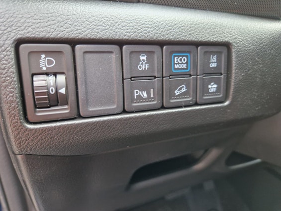 Vehicle image 13 Vehicle image 13