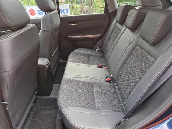 Vehicle image 9 Vehicle image 9