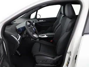 BMW 230e xDrive paddles Active Tourer