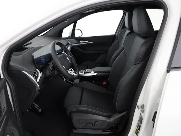 BMW 230e xDrive paddles Active Tourer