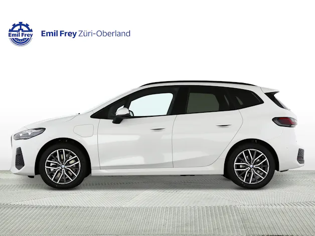 BMW 230e xDrive paddles Active Tourer