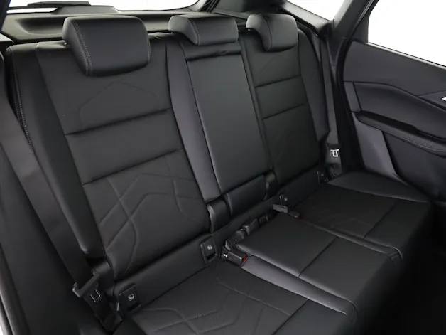 BMW 230e xDrive paddles Active Tourer