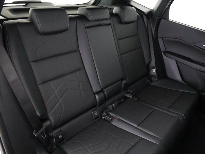 Vehicle image BMW 2 SERIES