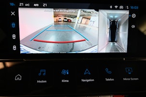 Vehicle image PEUGEOT 308 1.6 PHEV 180 Allure