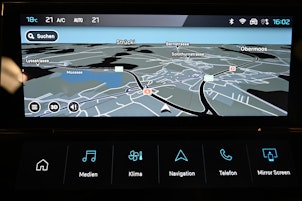 Vehicle image PEUGEOT 308 1.6 PHEV 180 Allure