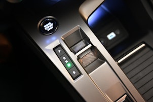 Vehicle image PEUGEOT 308 1.6 PHEV 180 Allure