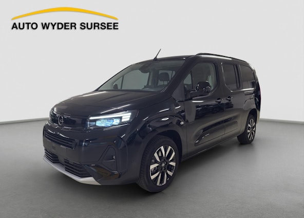 First vehicle image First vehicle image