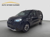 First vehicle image
