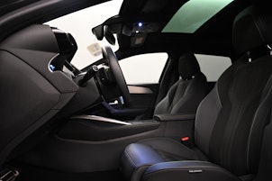 Vehicle image PEUGEOT 308 SW 1.6 PHEV 180 GT