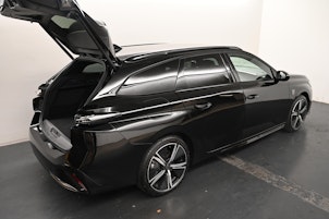 Vehicle image PEUGEOT 308 SW 1.6 PHEV 180 GT