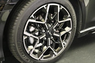 Vehicle image KIA Ceed 1.5 T-GDi MHEV GT-Line