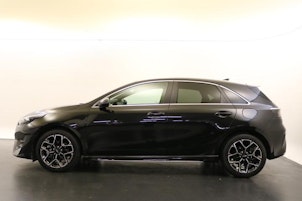 Vehicle image KIA Ceed 1.5 T-GDi MHEV GT-Line