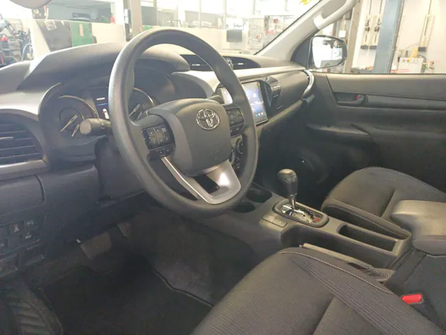 Toyota Hilux Double Cab.-Pick-up 2.4 D-4D 150 Comfort