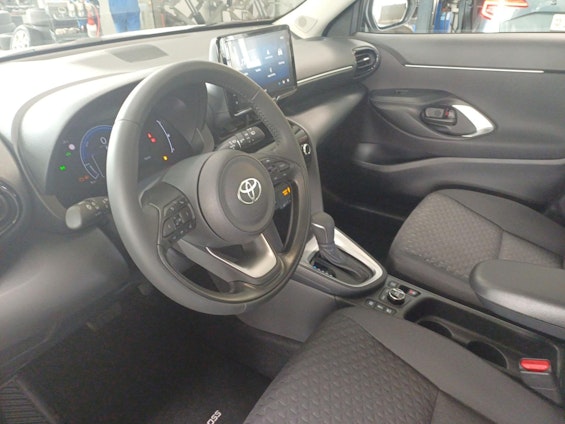 Vehicle image 5 Vehicle image 5