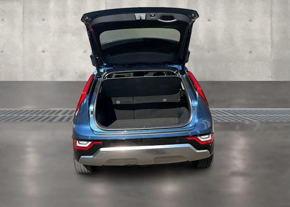 Vehicle image 3 Vehicle image 3