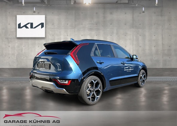 Vehicle image 4 Vehicle image 4