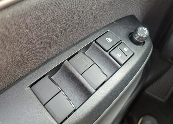 Vehicle image 14 Vehicle image 14