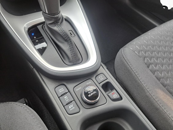 Vehicle image 13 Vehicle image 13