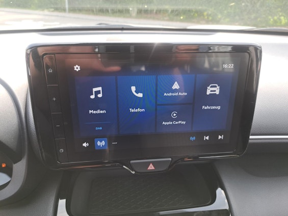 Vehicle image 8 Vehicle image 8