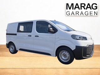 Vehicle image TOYOTA PROACE 0 Vehicle image TOYOTA PROACE 0