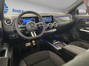 Mercedes-Benz GLA 200 AMG Line