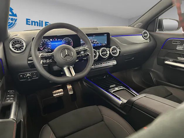 Mercedes-Benz GLA 200 AMG Line
