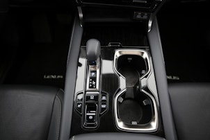 Vehicle image LEXUS RX 450h+ F-Line