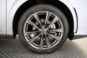 Vehicle image LEXUS RX 450h+ F-Line