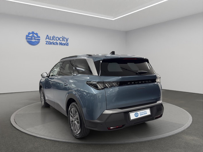 Vehicle image PEUGEOT 5008