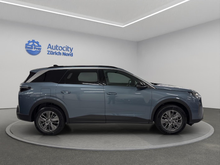 Vehicle image PEUGEOT 5008