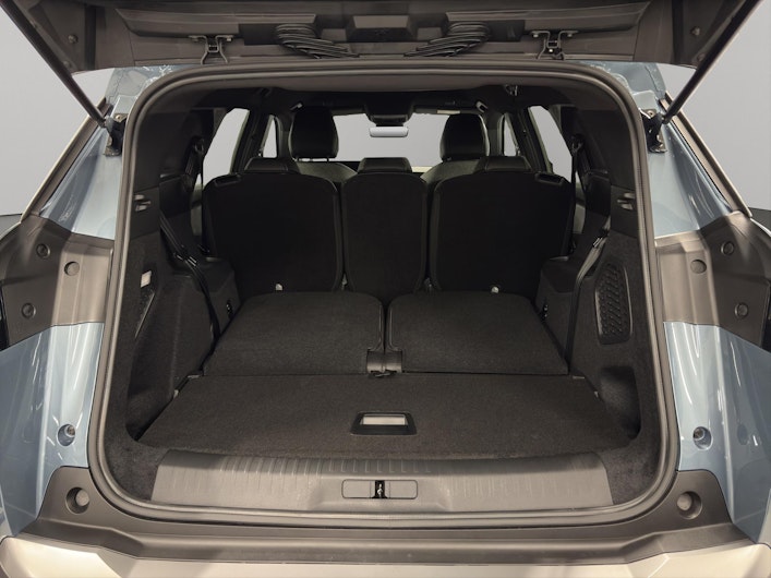 Vehicle image PEUGEOT 5008