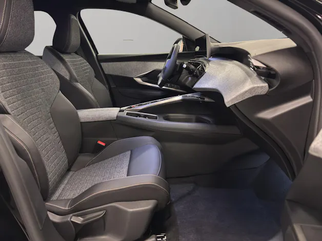 Peugeot 5008 1.2 Hybrid Allure Premium