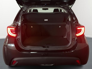 Vehicle image TOYOTA Yaris 1.5 VVT-i HSD Trend