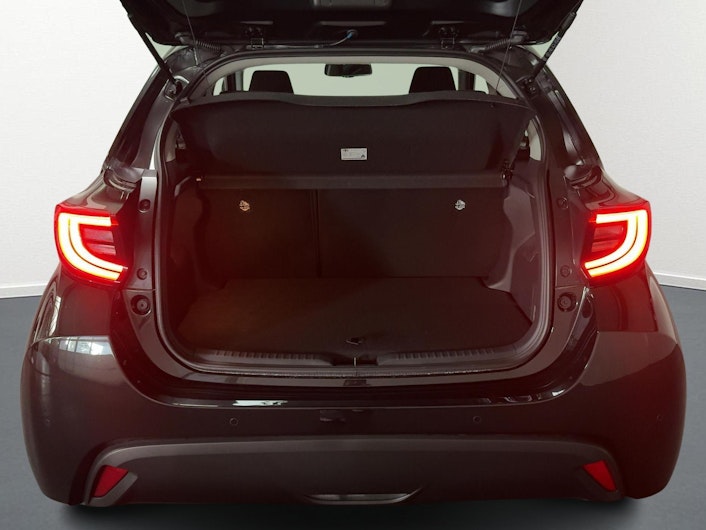 Vehicle image TOYOTA YARIS