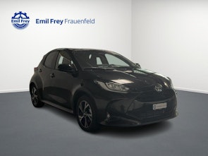 Vehicle image TOYOTA Yaris 1.5 VVT-i HSD Trend