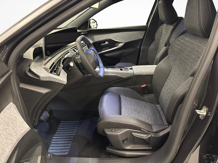 image du véhicule PEUGEOT 5008