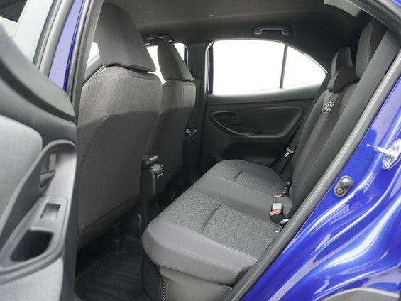 Vehicle image 9 Vehicle image 9