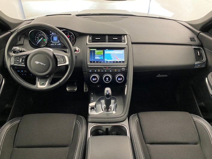 Vehicle image JAGUAR E-PACE