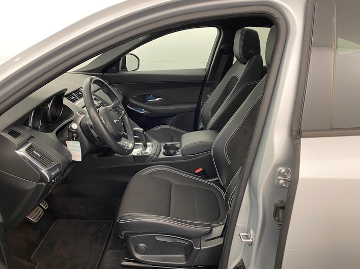 Vehicle image JAGUAR E-PACE