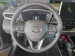 Toyota Corolla Cross 2.0 HSD Premium AWD-i