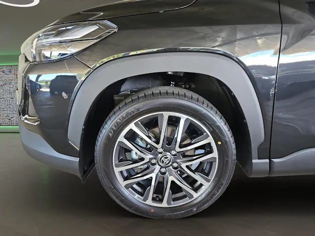 Toyota Corolla Cross 2.0 HSD Premium AWD-i