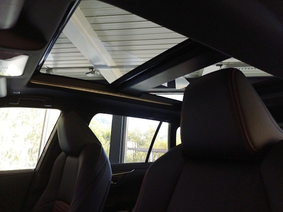 Vehicle image 6 Vehicle image 6