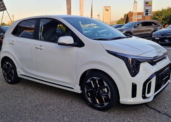 Vehicle image 14 Vehicle image 14