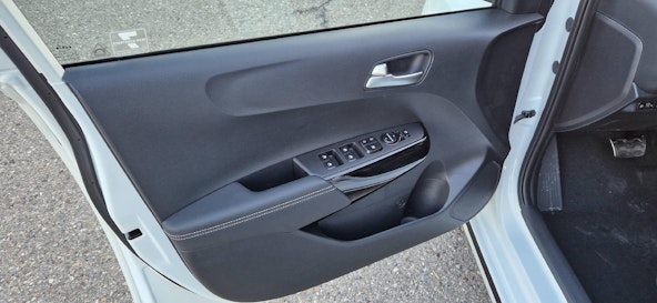 Vehicle image 2 Vehicle image 2